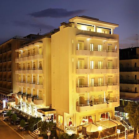 Mediterraneo Hotel & Suites Cattolica Exterior foto